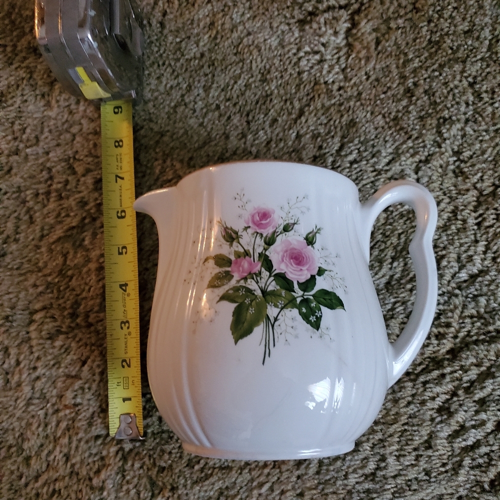 Pitcher - Picture 2 of 8